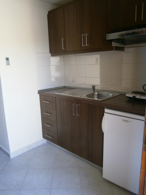 Kiparissis Apartments Kriopigi Esterno foto